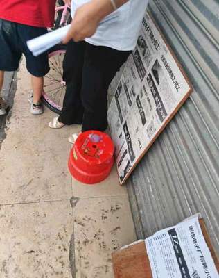 曾經員工過萬的深圳老牌企業在大雨中解散：訂單流向印尼，兄弟公司減員